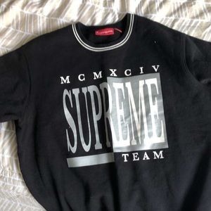 Supreme crewneck